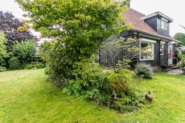 Foto 30 van Meteoorstraat 2