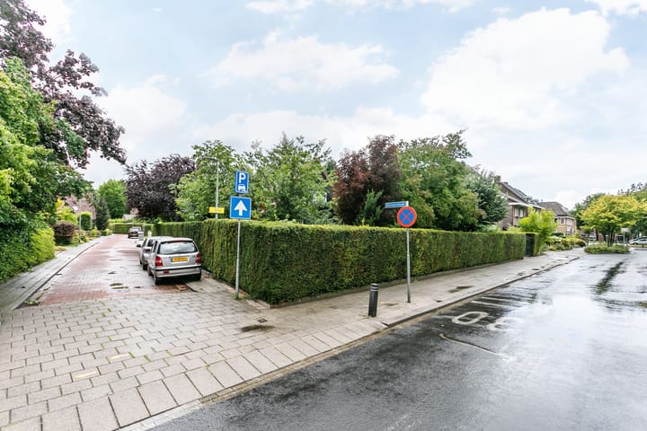 Foto 36 van Meteoorstraat 2