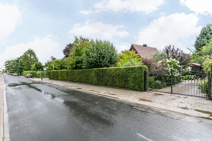 Foto 37 van Meteoorstraat 2