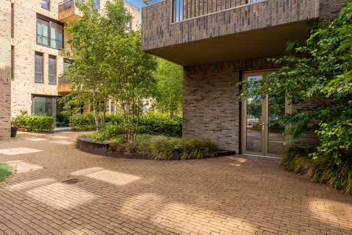 Photo 20 of Faas Wilkesstraat 287