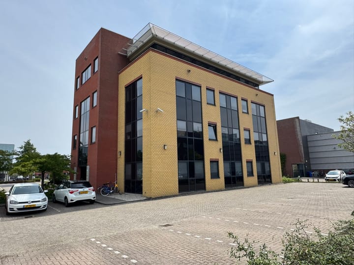 Oslo 8, Barendrecht