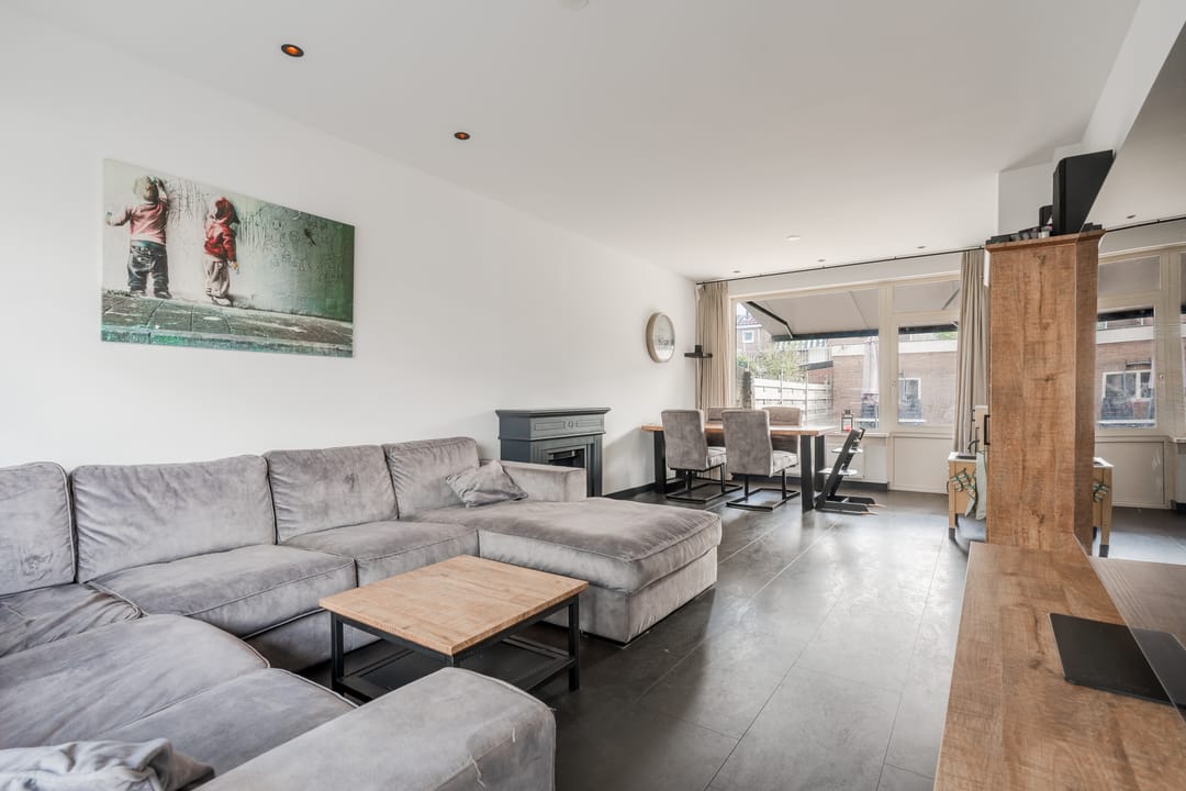 Photo 2 of Diezestraat 4