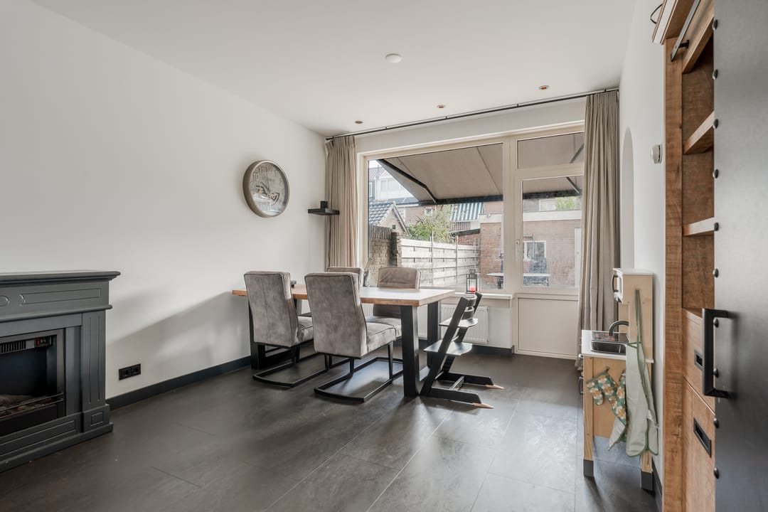 Photo 8 of Diezestraat 4