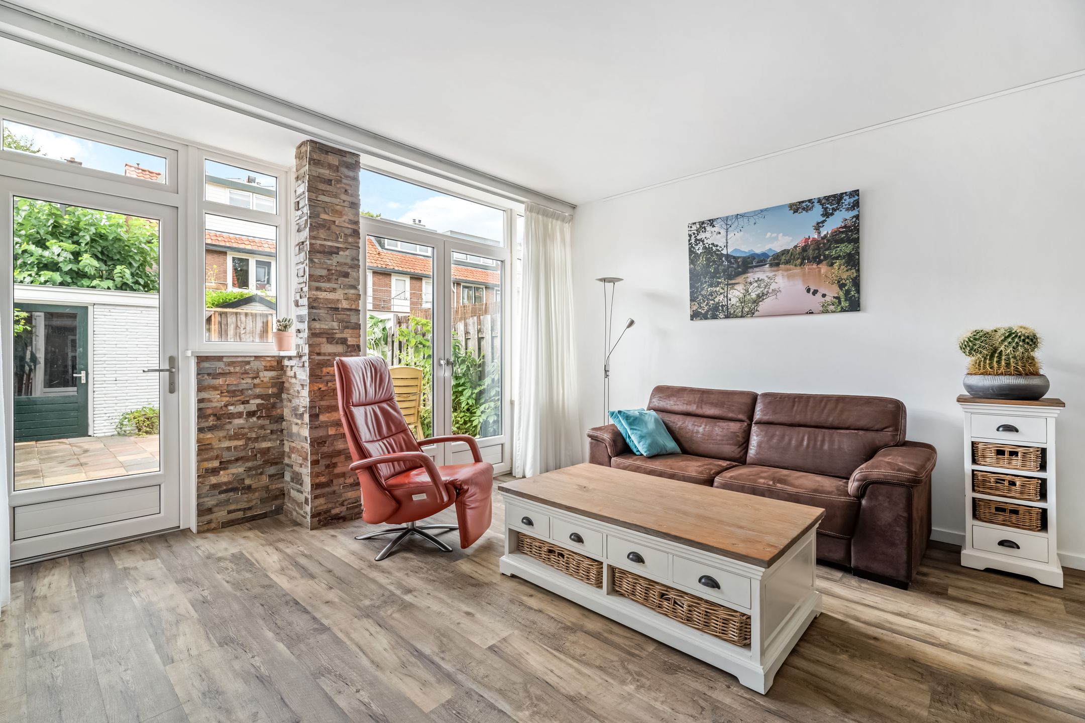 Photo 9 of De Ruijterstraat 46