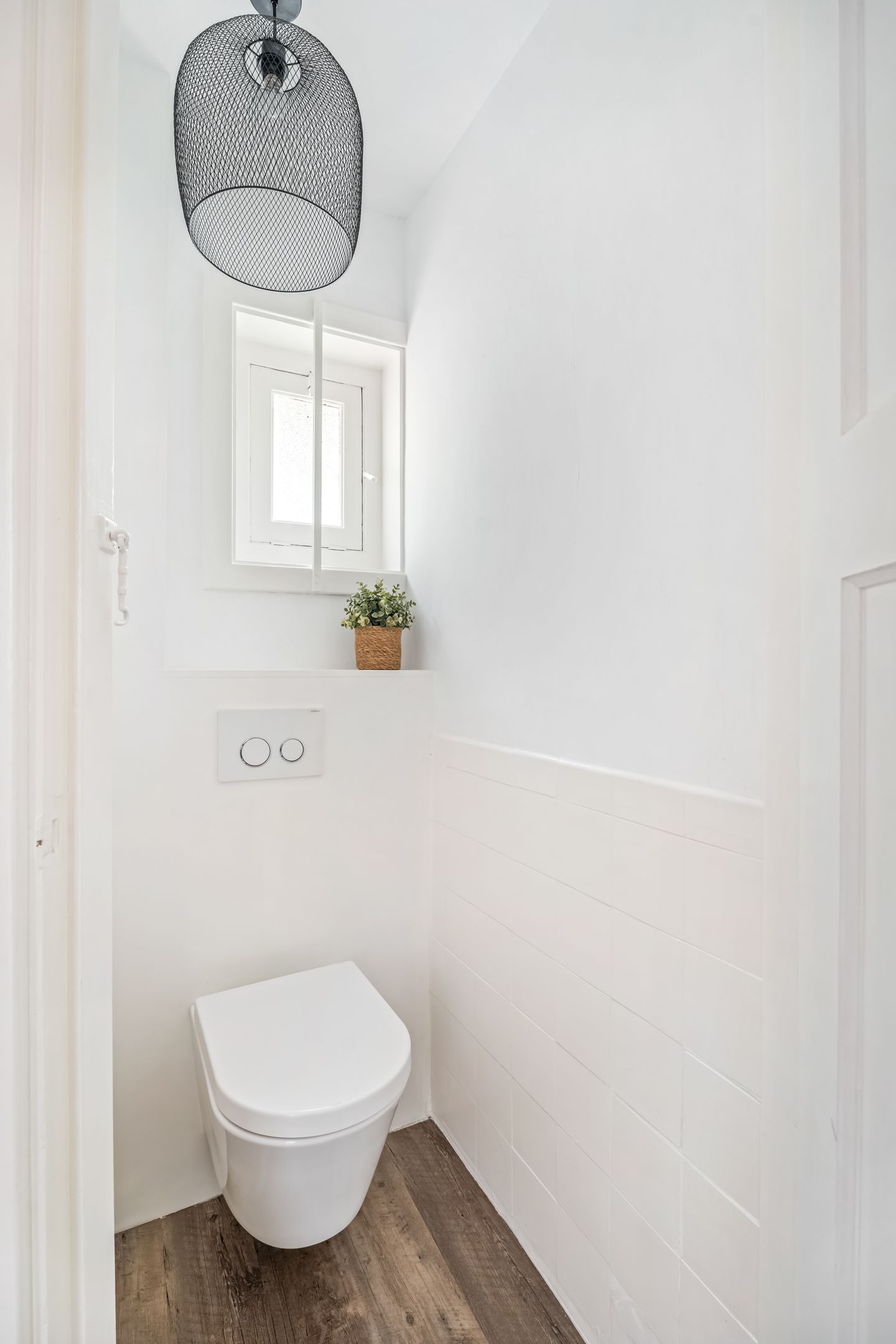 Photo 10 of De Ruijterstraat 46