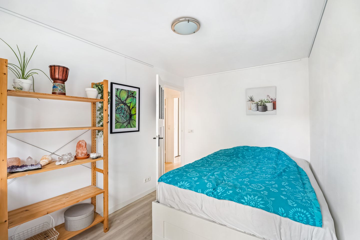 Photo 25 of De Ruijterstraat 46