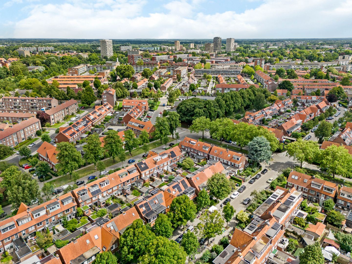 Photo 35 of De Ruijterstraat 46