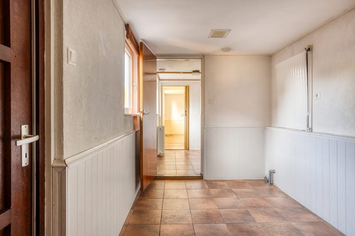 Photo 13 of Schaepmanstraat 12