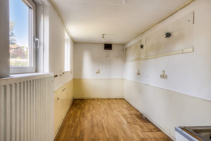 Photo 15 of Schaepmanstraat 12