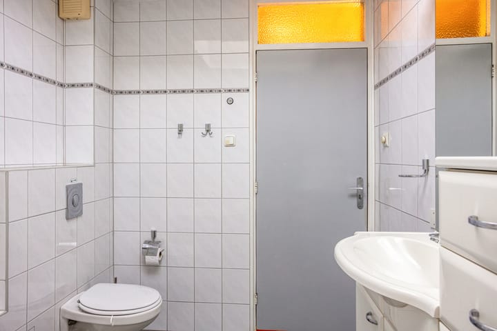 Photo 23 of Schaepmanstraat 12