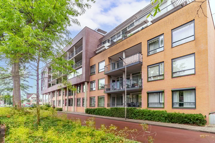 Foto 64 van Machteld van Meterenlaan 71