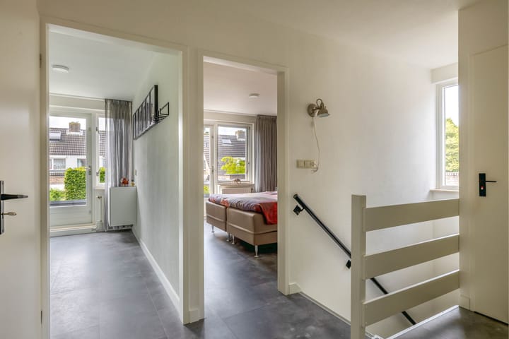 Photo 35 of Reiger 43