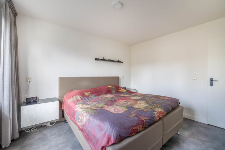 Photo 37 of Reiger 43