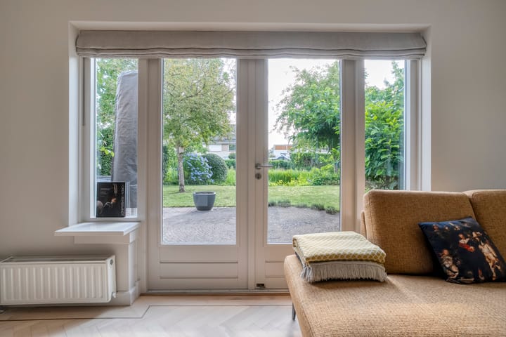 Foto 13 van Hondsroos 21