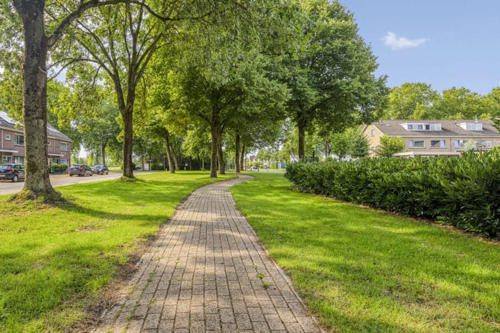 Foto 24 van Irisstraat 35