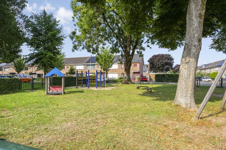 Foto 25 van Irisstraat 35