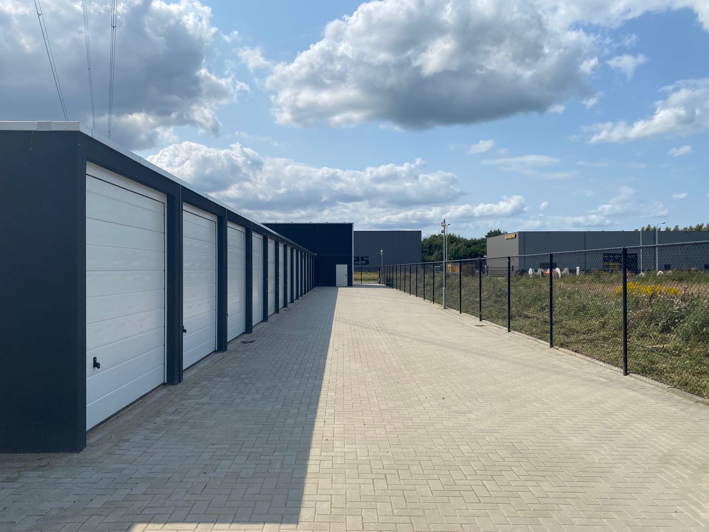 Bekijk foto 3 van Aalsvoort 104-B7