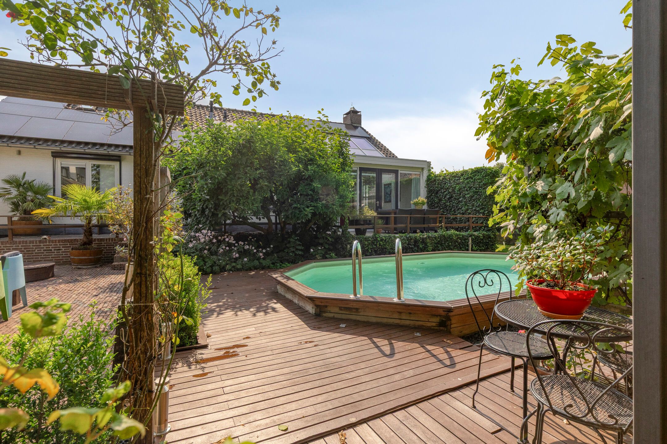 Foto 42 van Berghemseweg 12