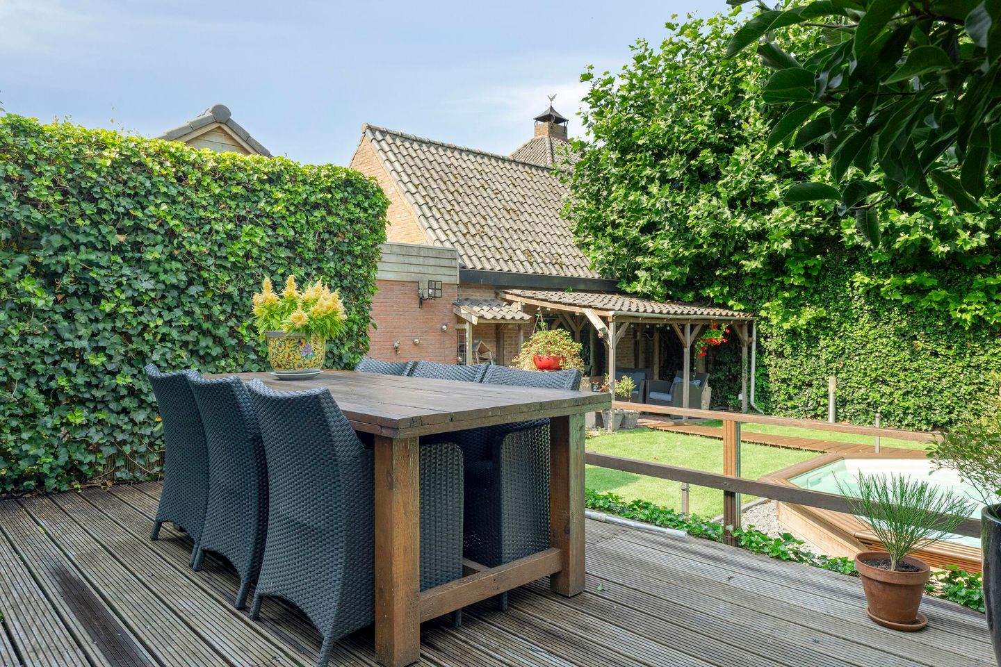 Foto 44 van Berghemseweg 12