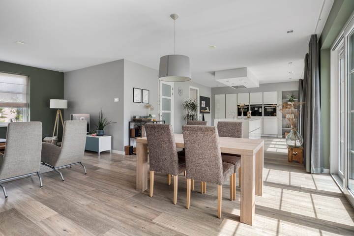 Foto 15 van Uithof 6