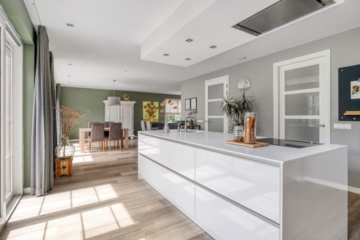 Foto 21 van Uithof 6