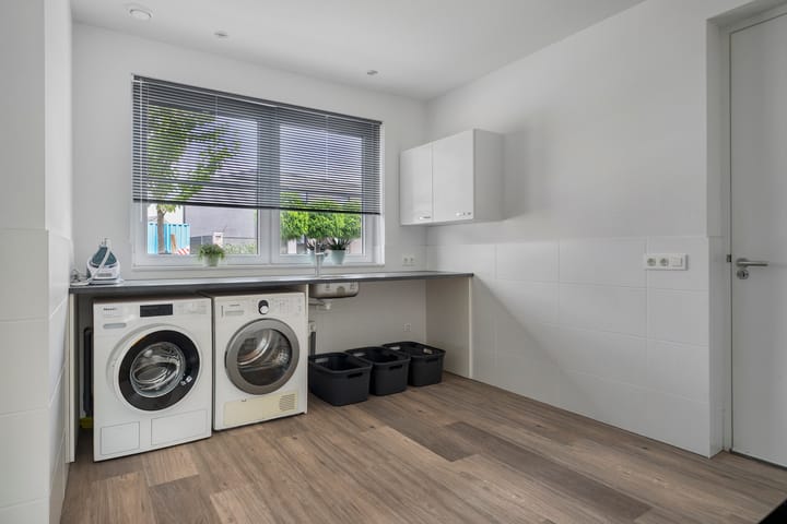 Foto 25 van Uithof 6