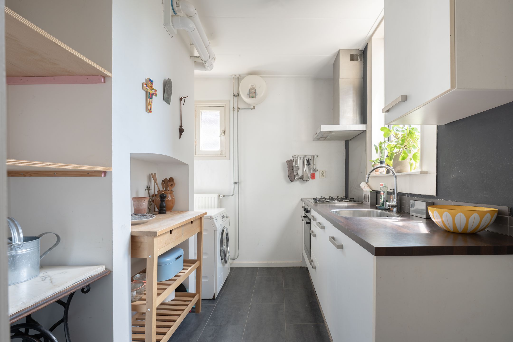 Photo 6 of Van Reigersbergenstraat 57-2