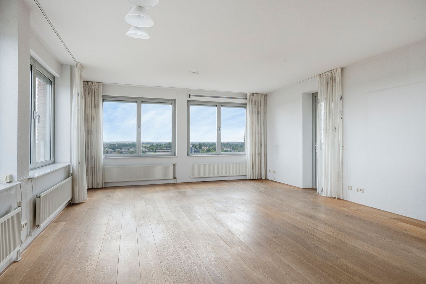 Foto 5 van De Malus 187