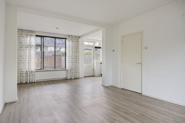 Foto 2 van 2e Lange Voren 14