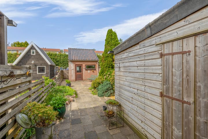 Foto 24 van Burgemeester Trooststraat 91