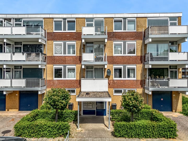 Photo 1 of Narcissenstraat 64