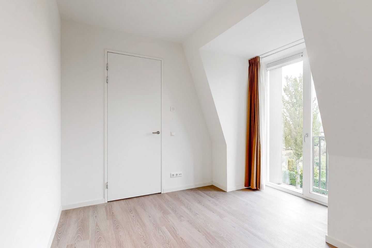 Foto 10 van Julianalaan 15-C4