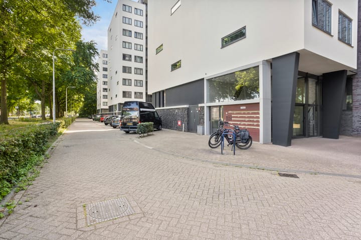 Photo 5 of Dr. Ahaushof 34