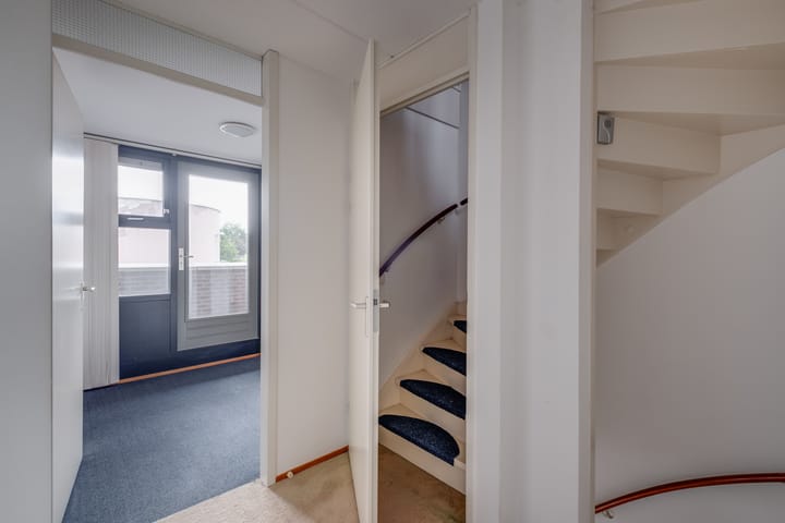 Foto 9 van Burgemeester Leenstraat 14