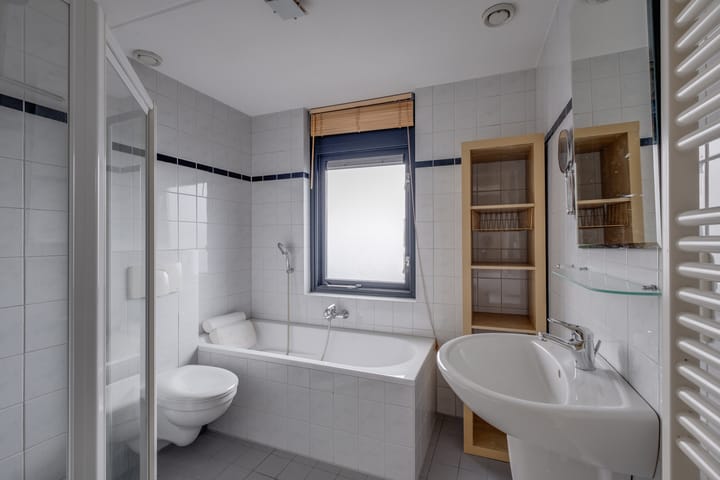 Foto 13 van Burgemeester Leenstraat 14