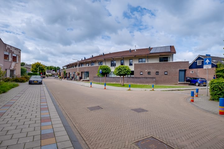 Foto 19 van Burgemeester Leenstraat 14