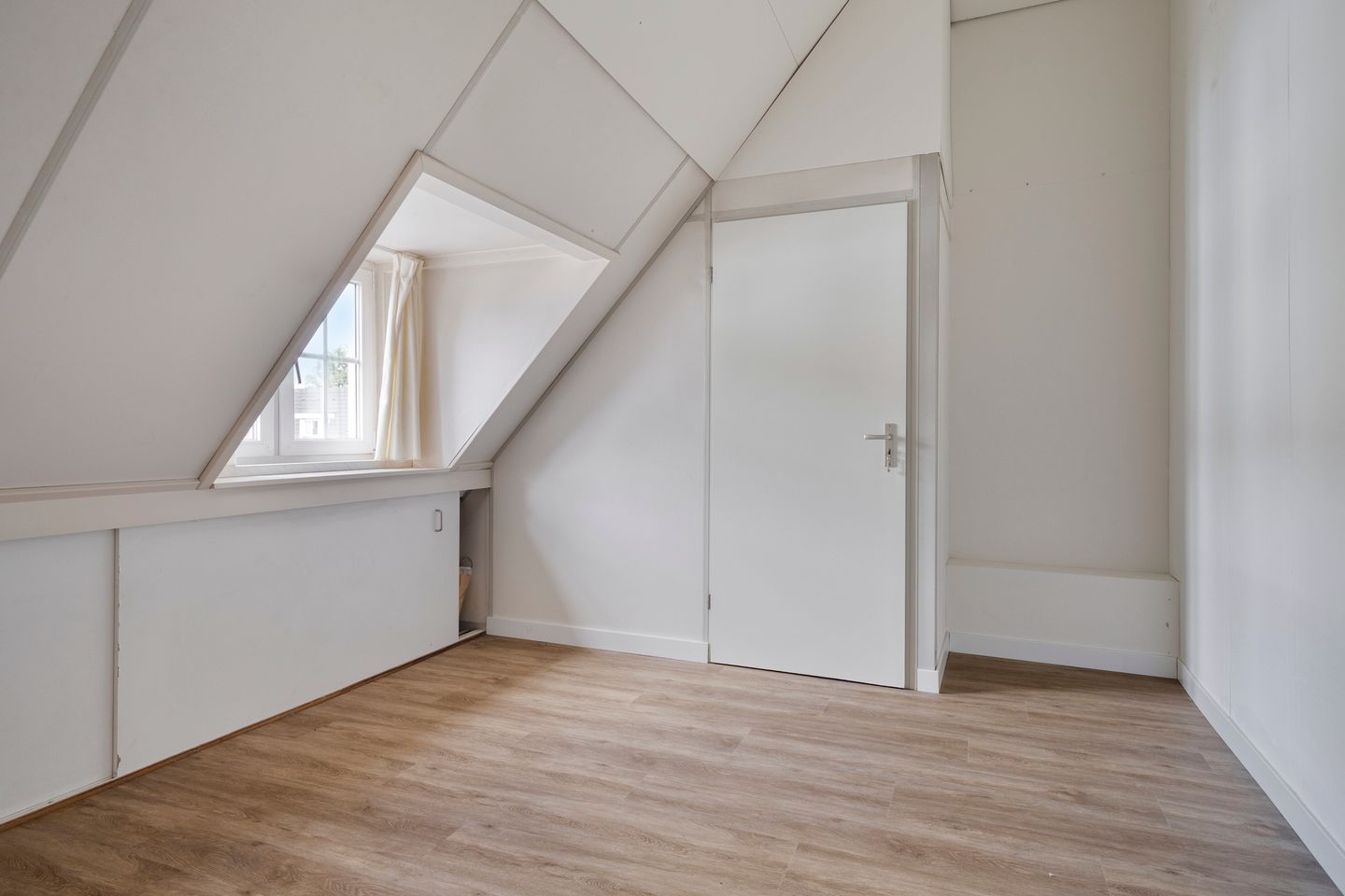 Foto 25 van Tongelresestraat 136