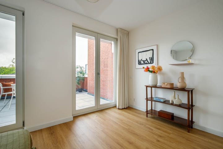 Foto 22 van Johan de Wittstraat 73