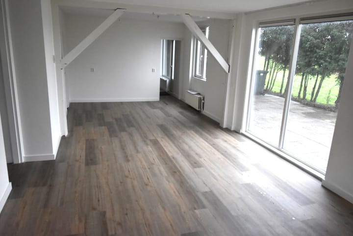 Photo 2 of Molenbroeklaan 5