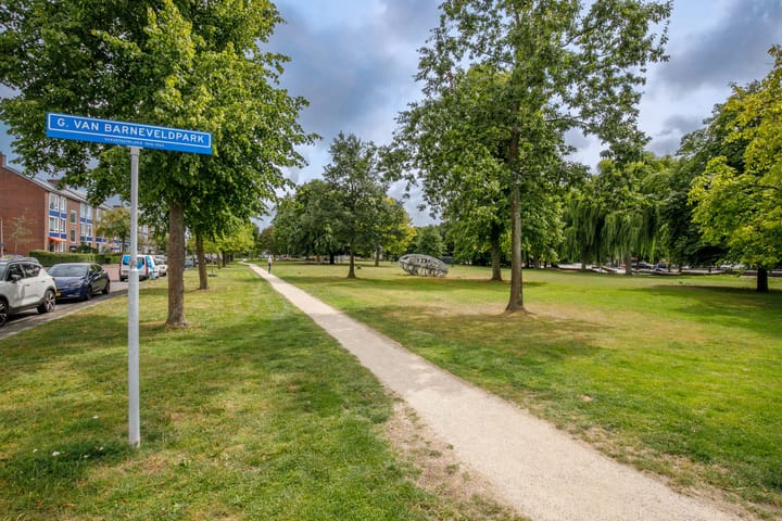 Foto 47 van Johan de Wittstraat 73