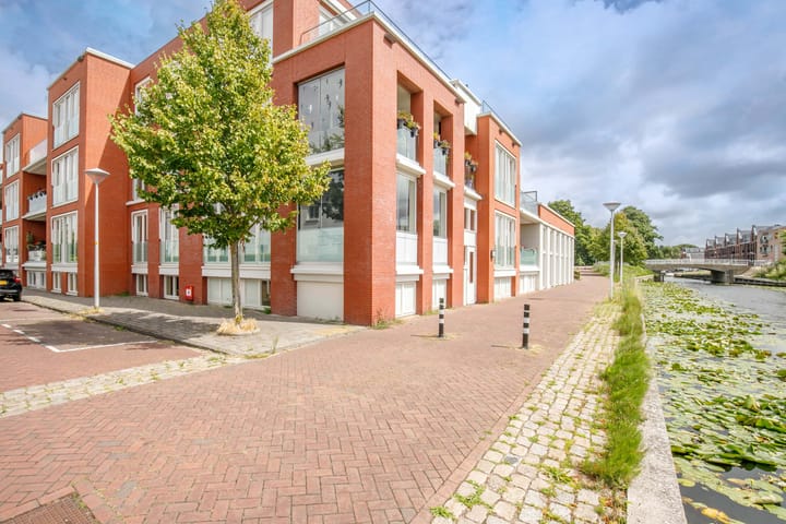 Foto 48 van Johan de Wittstraat 73