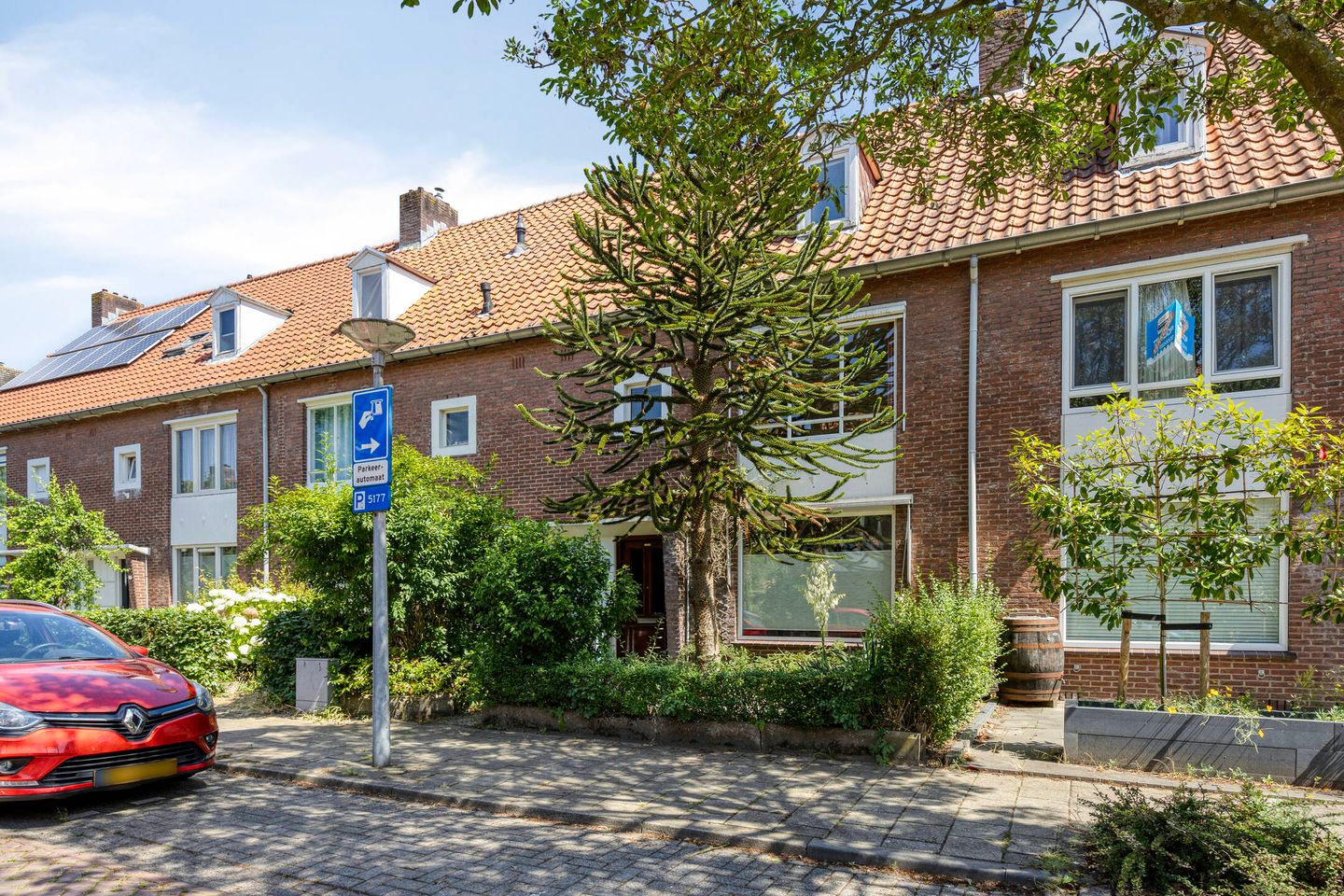 Foto 1 van Jan van Heelustraat 11