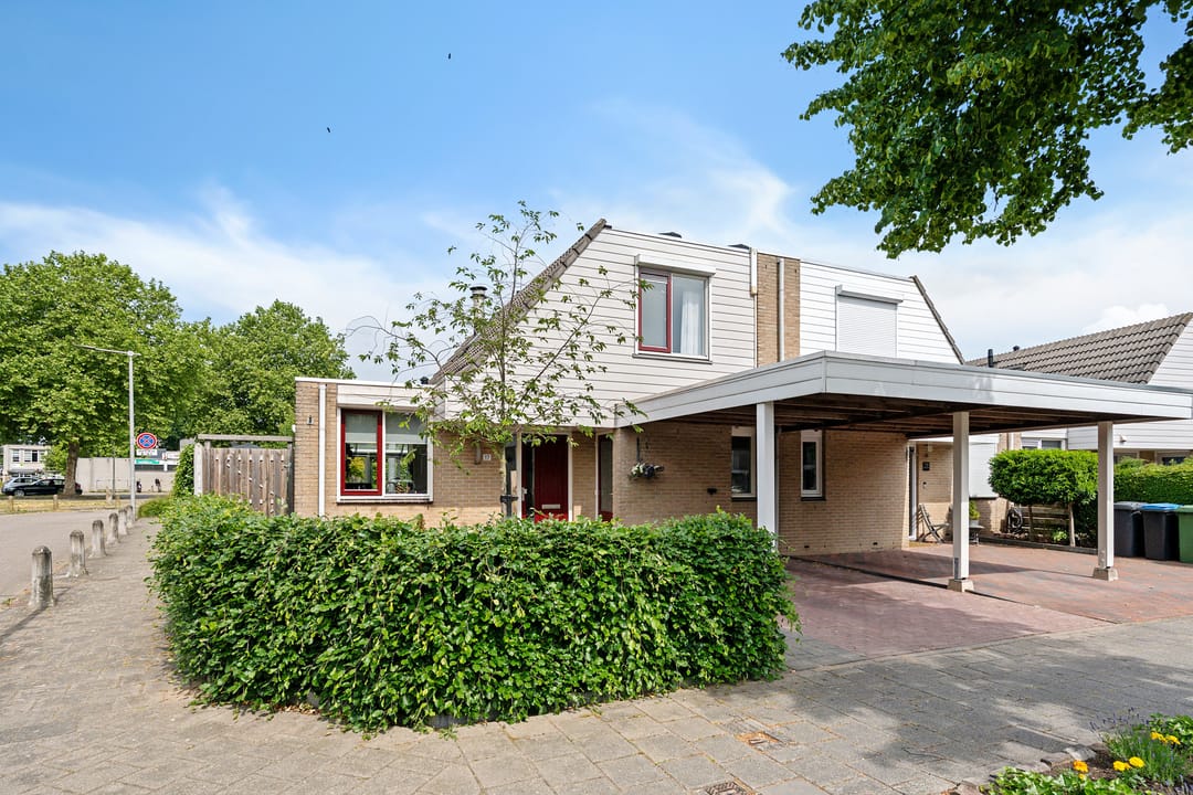 Foto 1 van Dr. Joop den Uylsingel 17