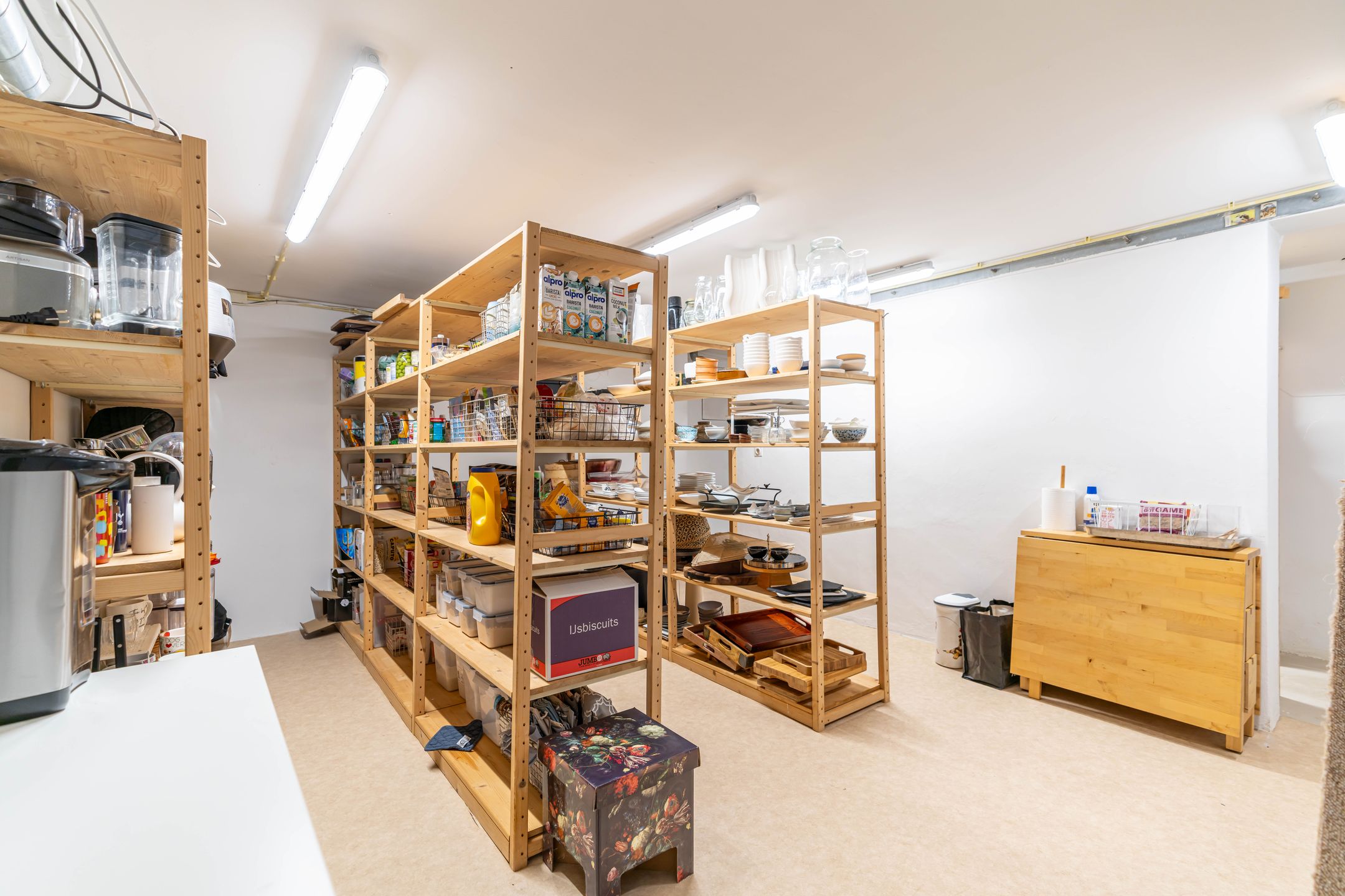 Photo 36 of Pieter Postlaan 8