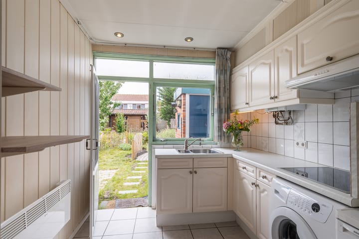 Foto 3 van Julianastraat 11