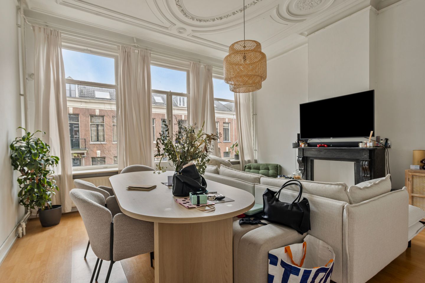View photo 4 of Prins Hendrikstraat 13