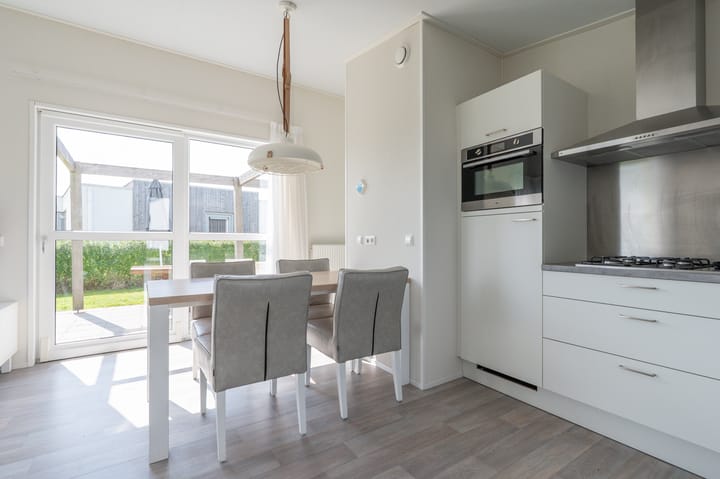 Photo 3 of Zeedijk 24-416