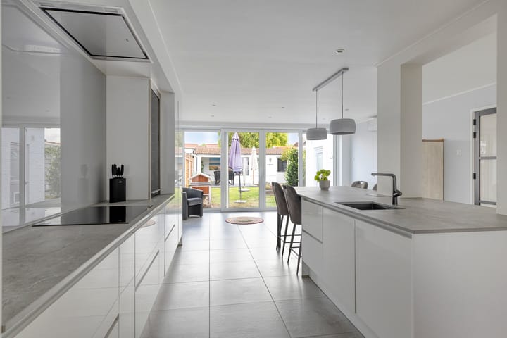 Photo 9 of Koninginnestraat 3