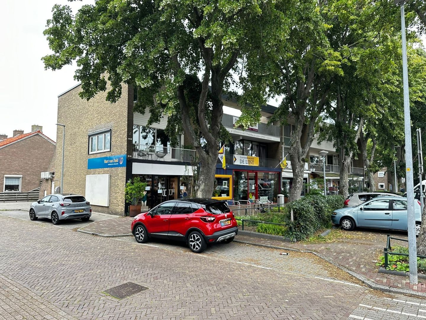 View photo 1 of Frederik Hendriklaan 10