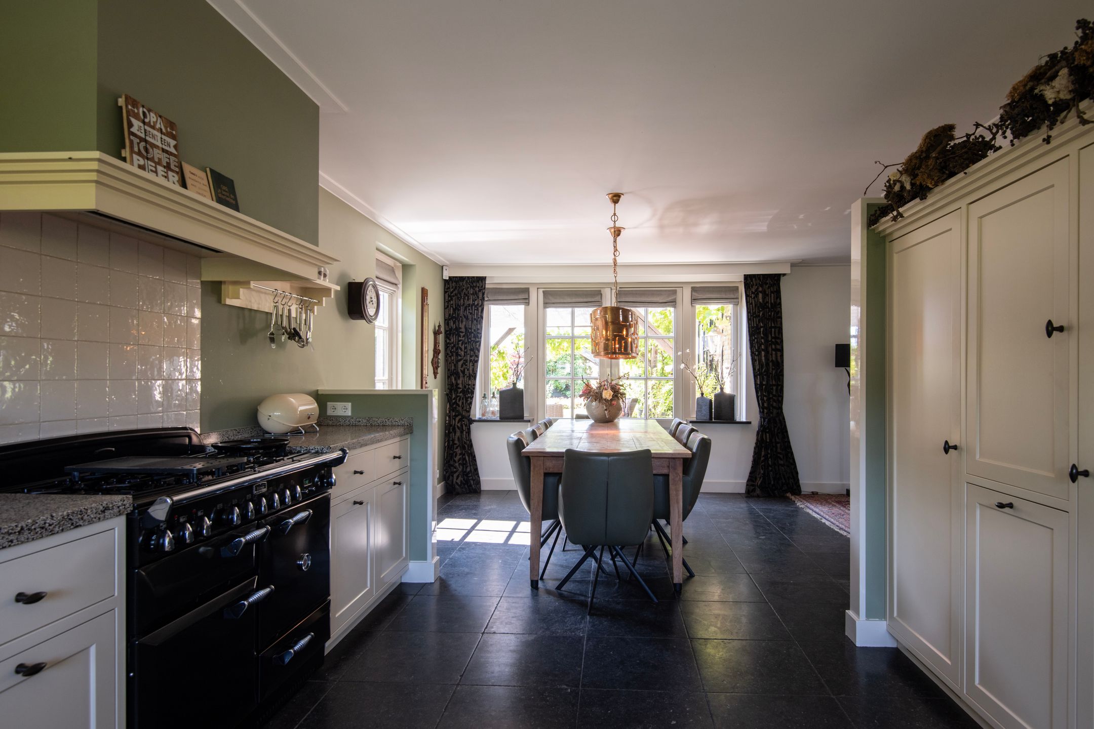 Photo 3 of Nieuwe Kerkstraat 35